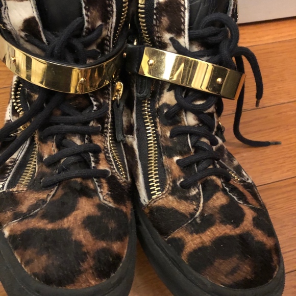 Giuseppe Zanotti Leopard High-Top Sneakers - Picture 3 of 4